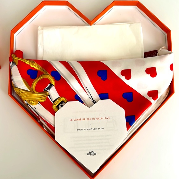 Limited Edition Authentic HERMES Brides De Gala 90cm Silk Scarf. - Picture 7 of 8